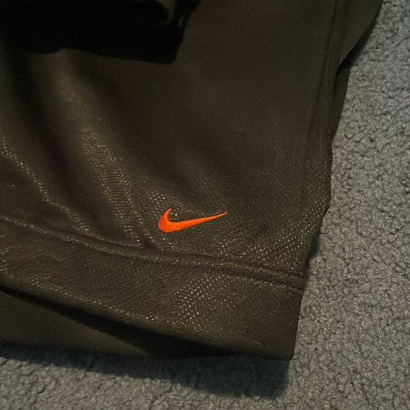 Nike LeBron James jacket - Picture 5 of 5